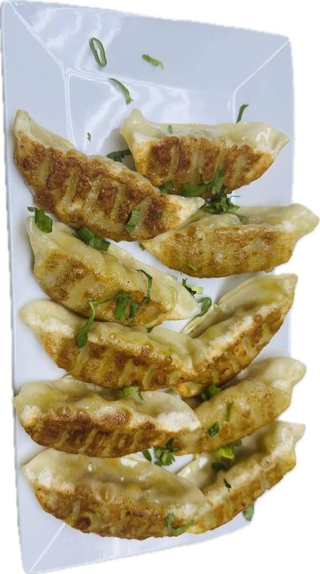 Veg kothey momo.